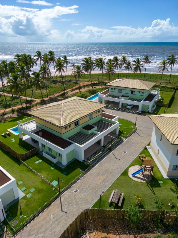 Casas em Condomínio Fechado